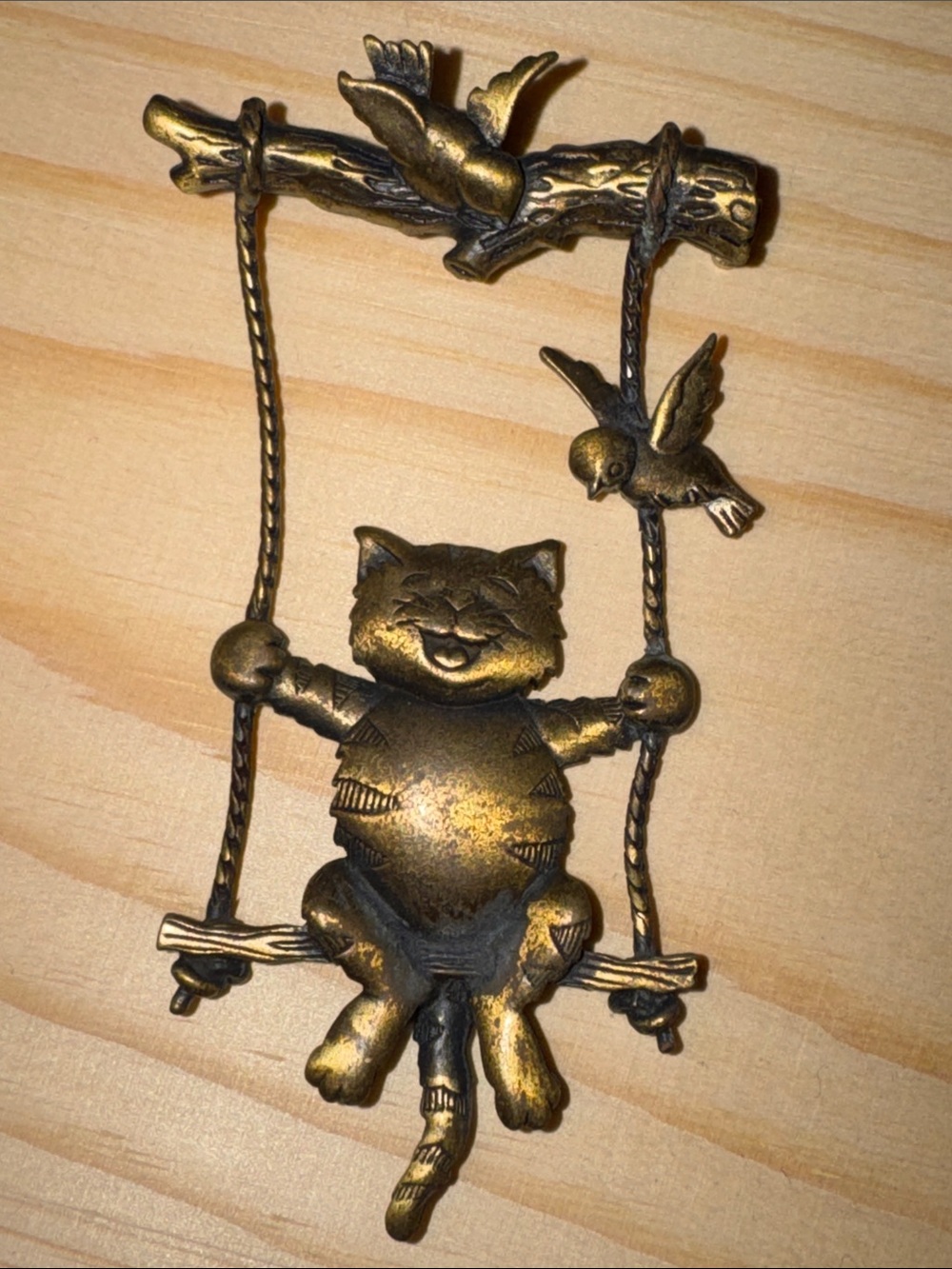 JJ Jonette Vintage Brass Cat on Swing Brooch